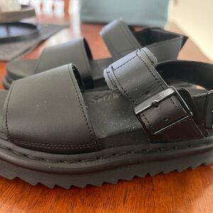 Dr Martens sandals - women’s size 7